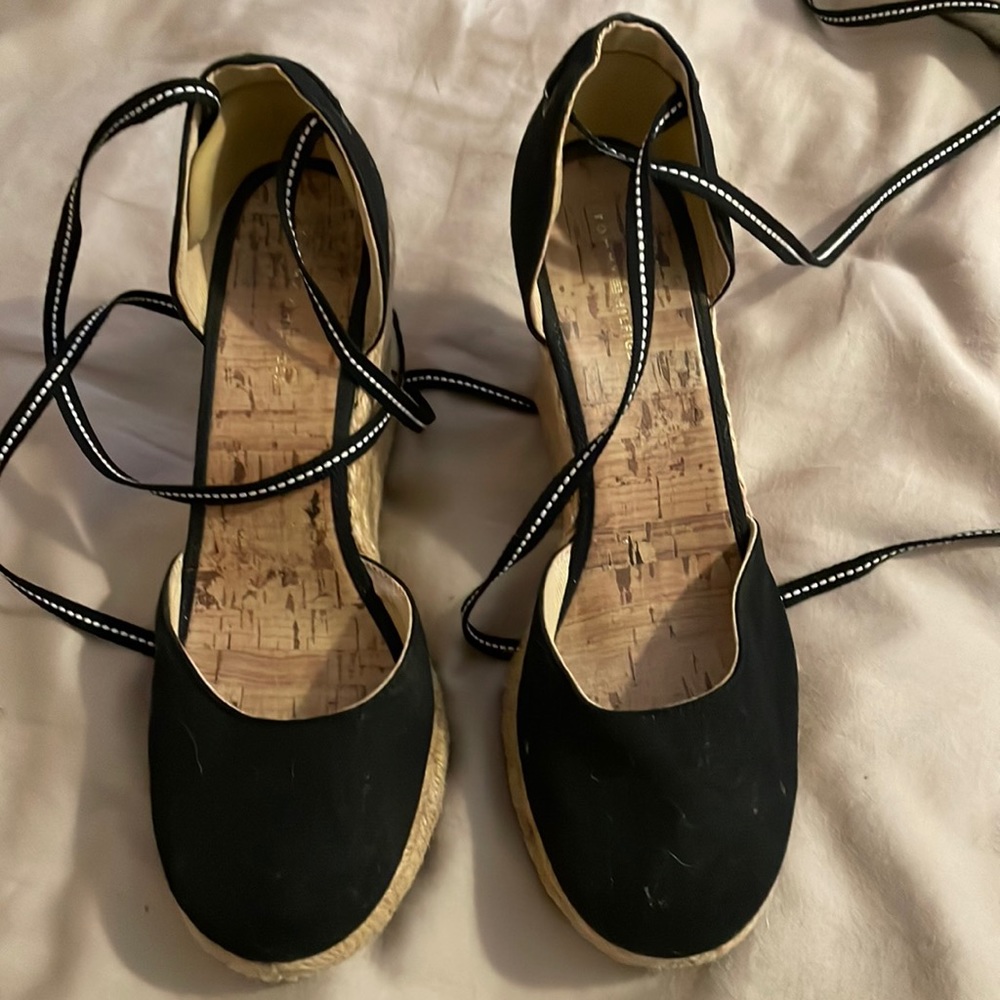 Summer wedges